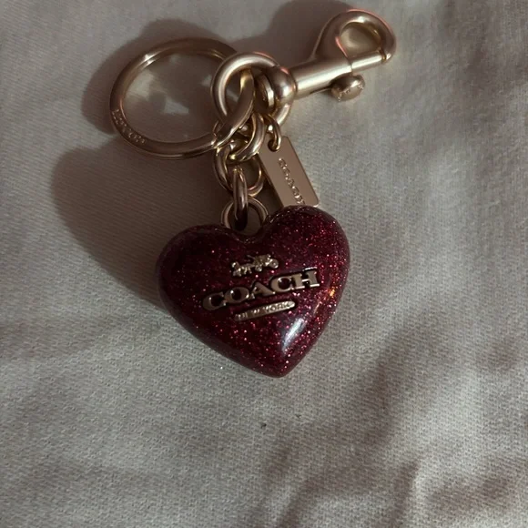 Coach Glitter Heart Keychain in Sparkling Burgundy with Gold Hardware - Picture 5 of 7